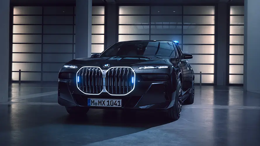 Огляд характеристик BMW 7: коли класика зустрічається з високими технологіями