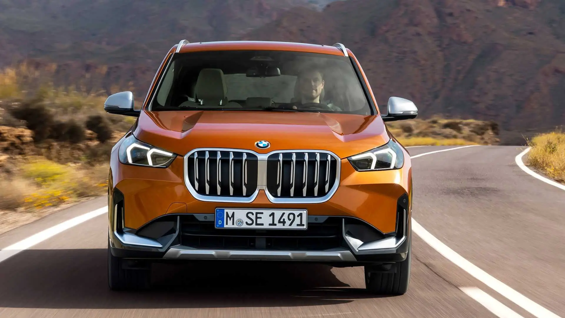 Унікальні особливості BMW X1