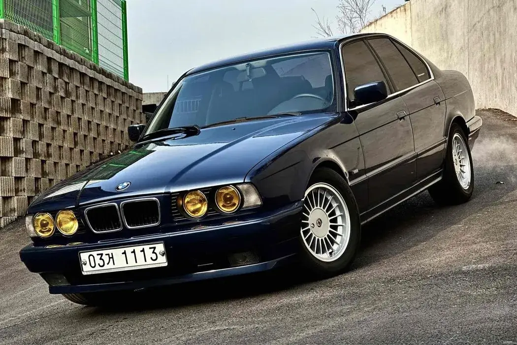 Екстер'єр BMW E34