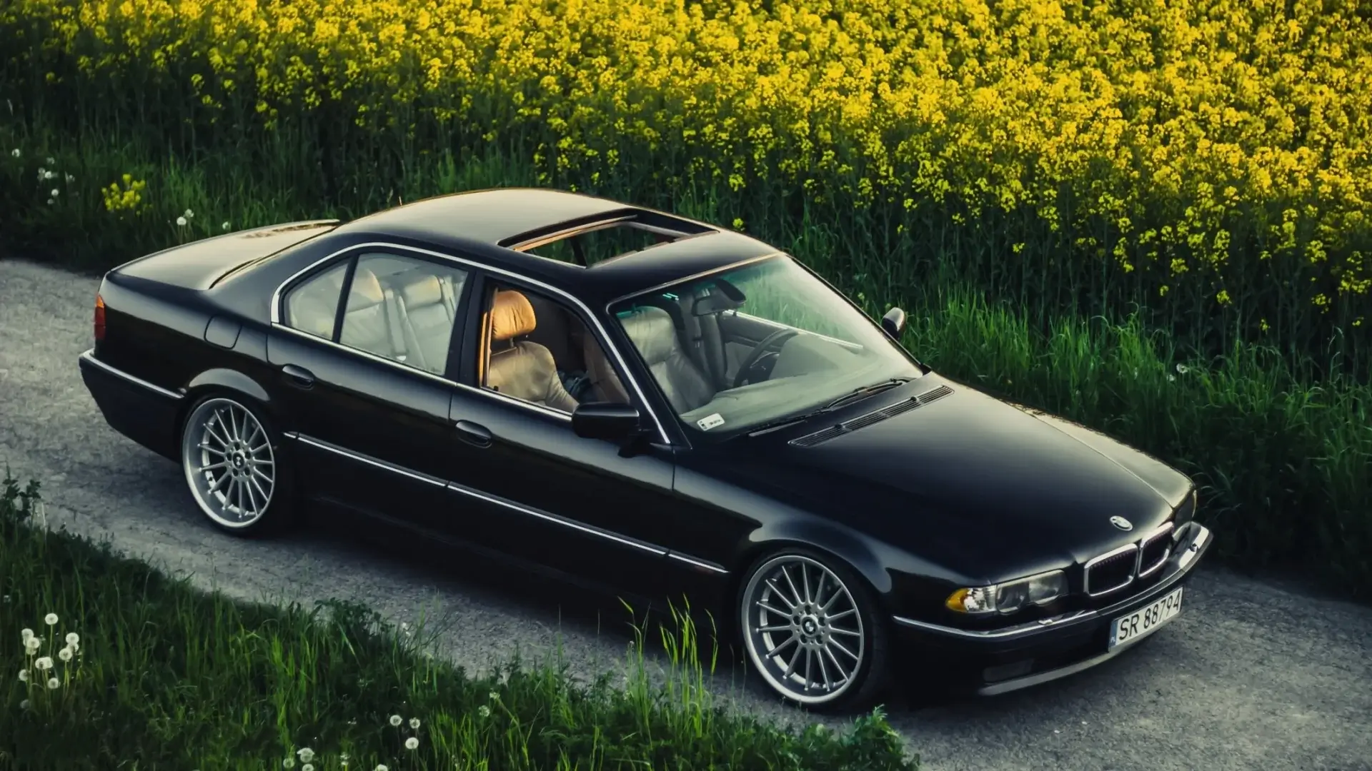 Екстер'єр BMW E38