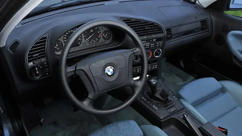 Інтер'єр BMW E36