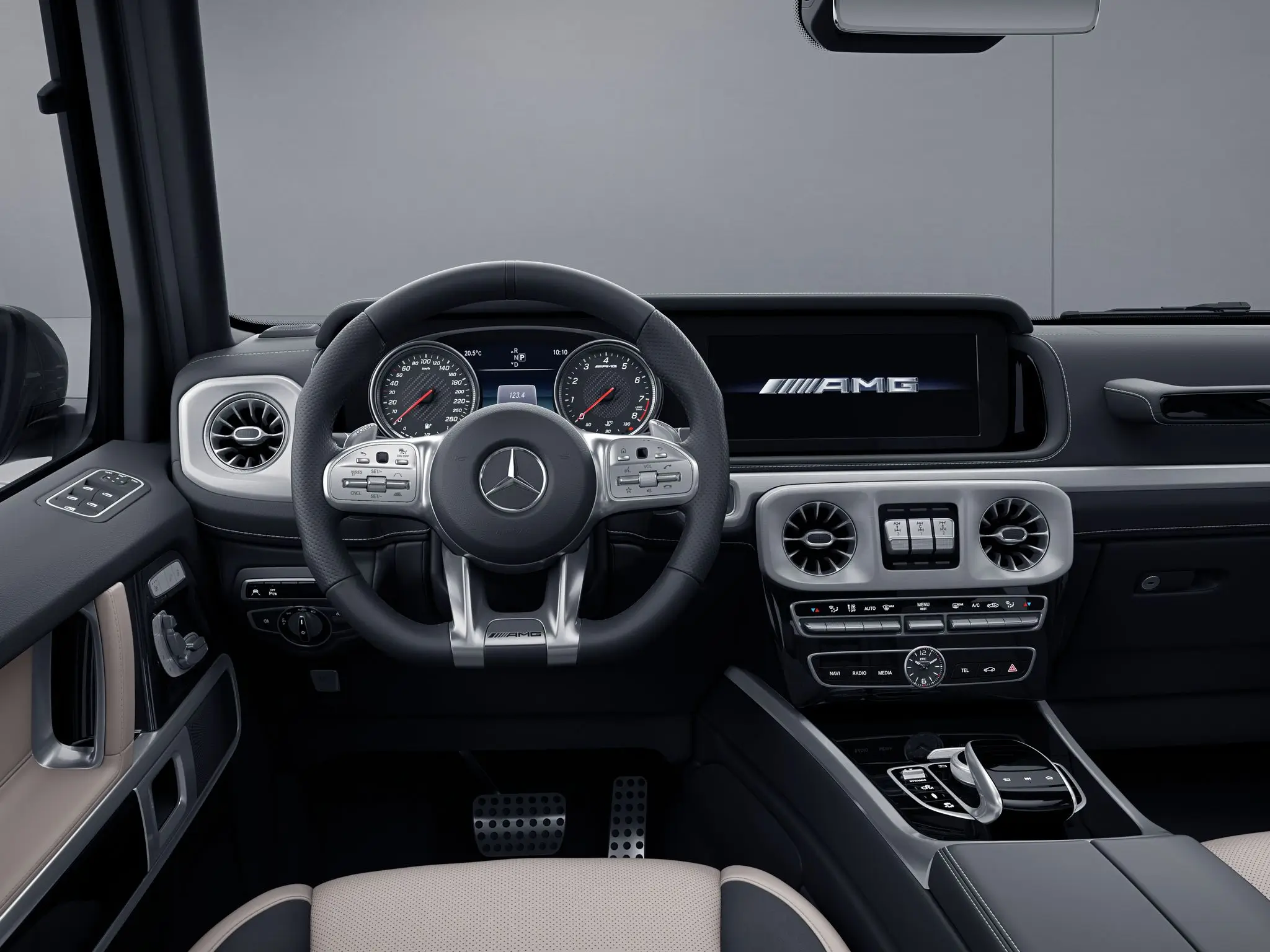 Інтер'єр Mercedes Benz G class