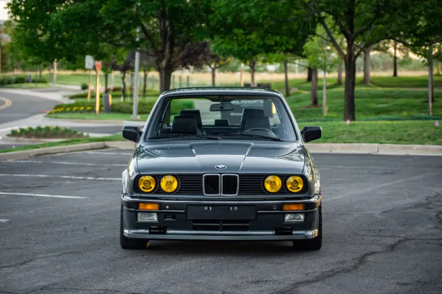 Історія моделі BMW E30