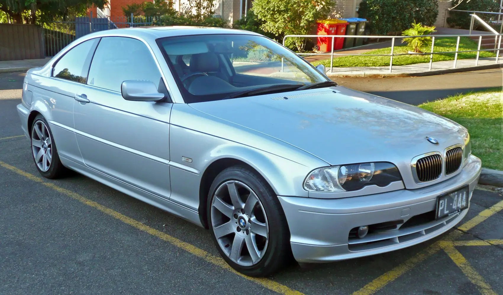 Історія моделі BMW E46