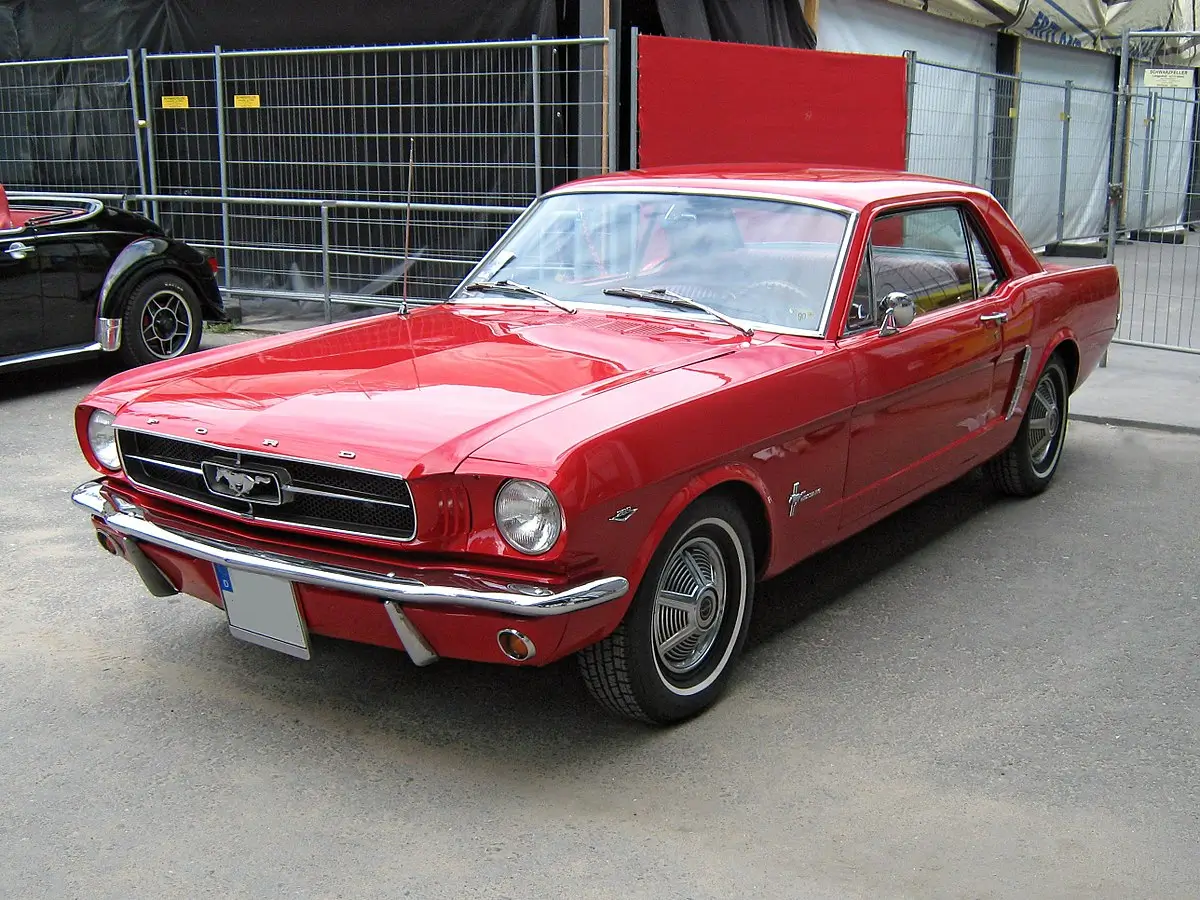 Історія моделі Ford Mustang