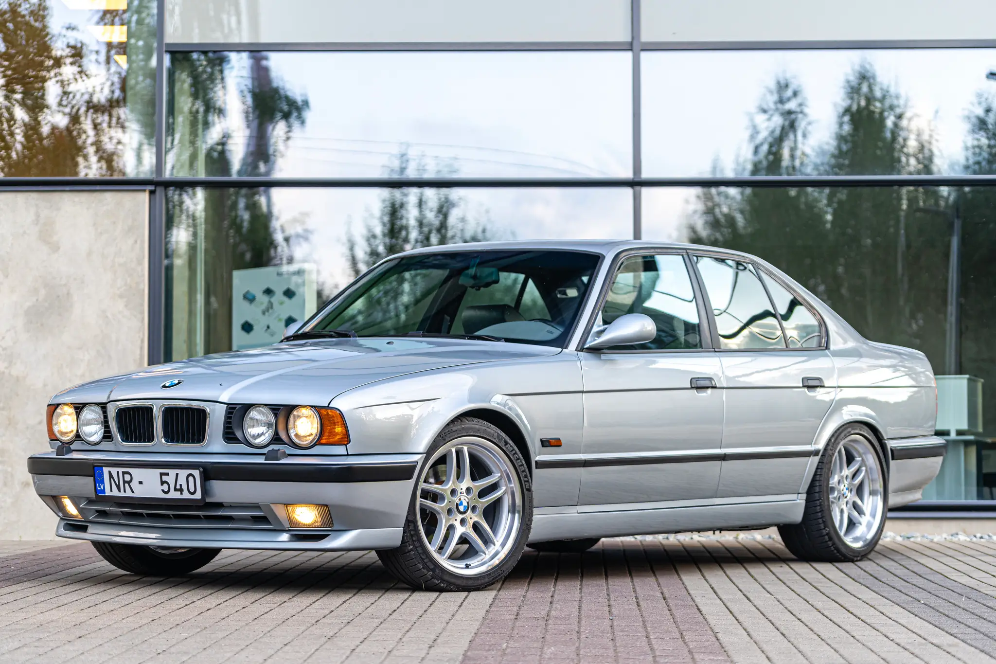 Переваги та недоліки BMW E34