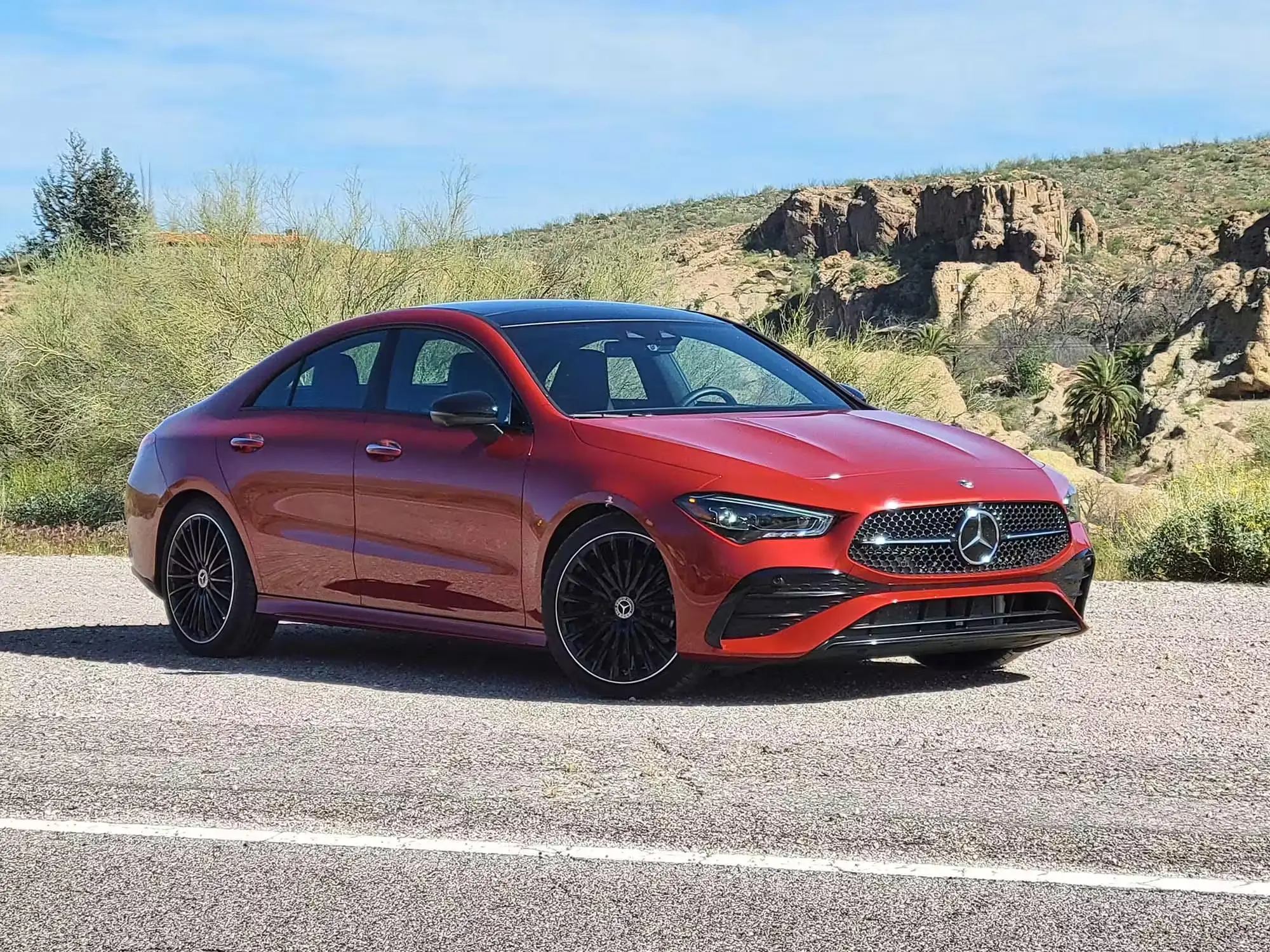 Переваги та недоліки Mercedes Benz CLA