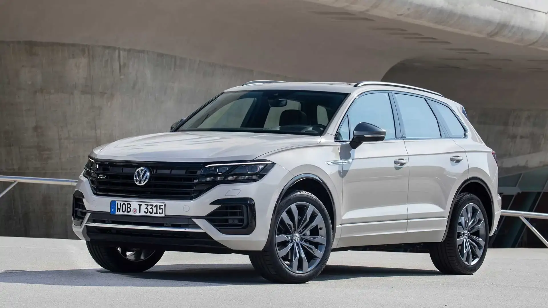 Повний перелік характеристик Volkswagen Touareg